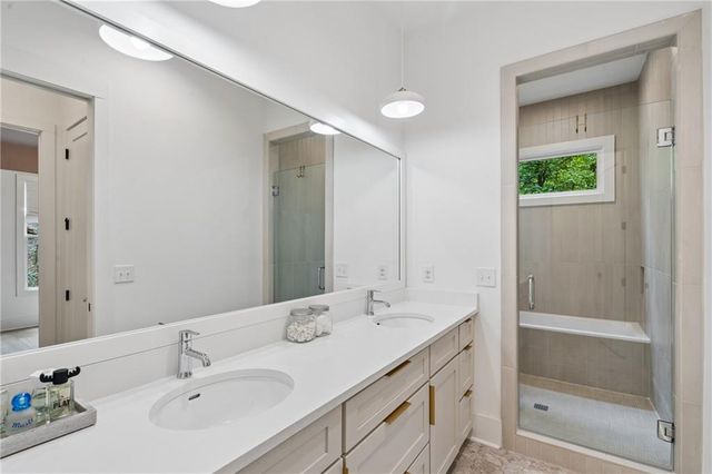 5676 Kennedy Road, Suwanee, GA 30024