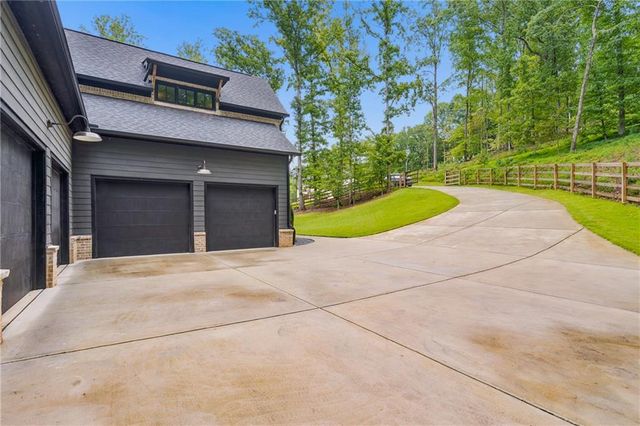 5676 Kennedy Road, Suwanee, GA 30024