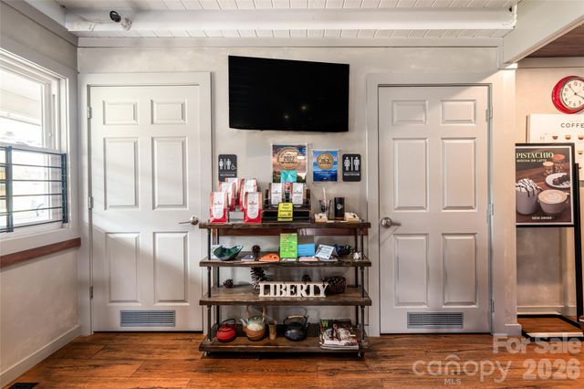 330 Sweeten Creek Road, Asheville, NC 28803