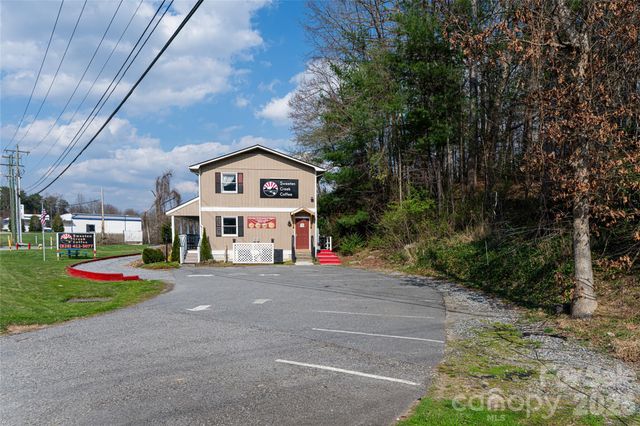 330 Sweeten Creek Road, Asheville, NC 28803