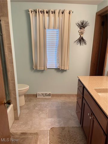 4614 Deopham Green Drive, Youngstown, OH 44515