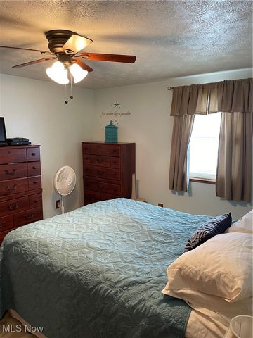 4614 Deopham Green Drive, Youngstown, OH 44515