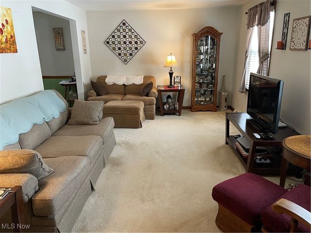 4614 Deopham Green Drive, Youngstown, OH 44515