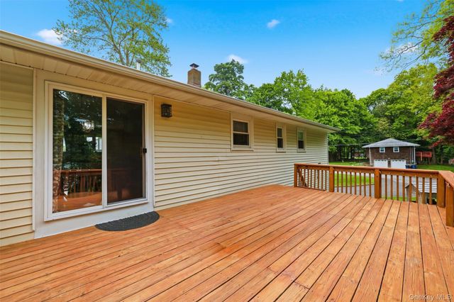 30 Ridgeview Road, Brewster, NY 10509