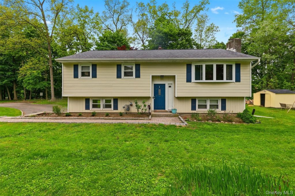 30 Ridgeview Road, Brewster, NY 10509