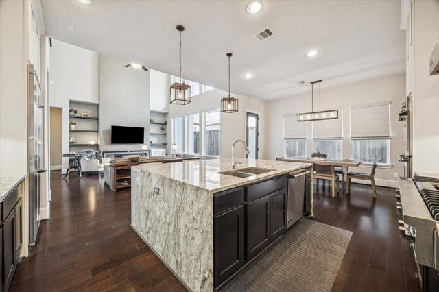 618 Pink Azalea Trail, Houston, TX 77079