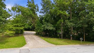 2811 Summit Drive, Siloam Springs, AR 72761