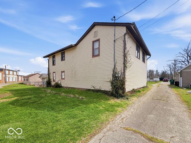 718 E Walnut Street, Lebanon, IN 46052