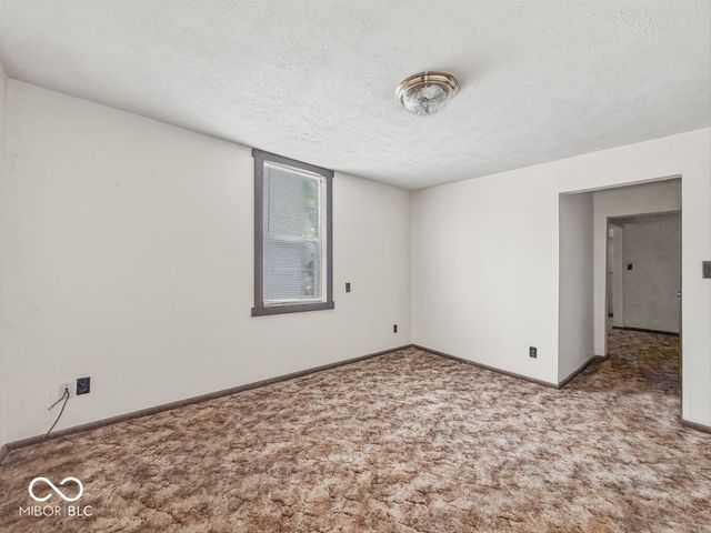 718 E Walnut Street, Lebanon, IN 46052