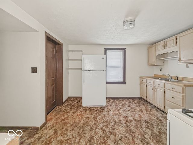 718 E Walnut Street, Lebanon, IN 46052