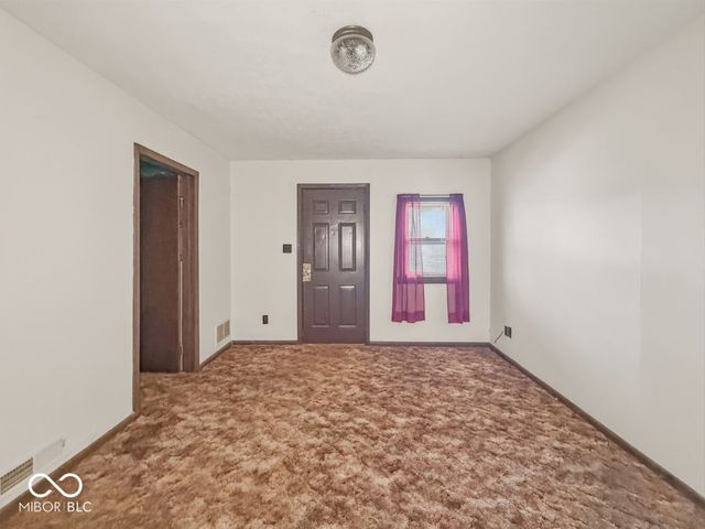 718 E Walnut Street, Lebanon, IN 46052