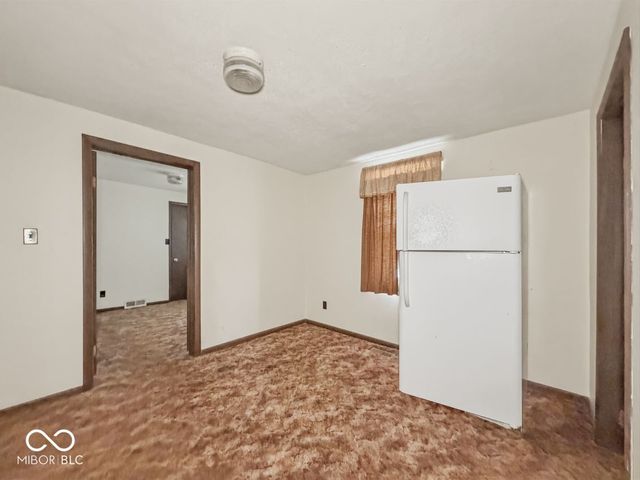 718 E Walnut Street, Lebanon, IN 46052