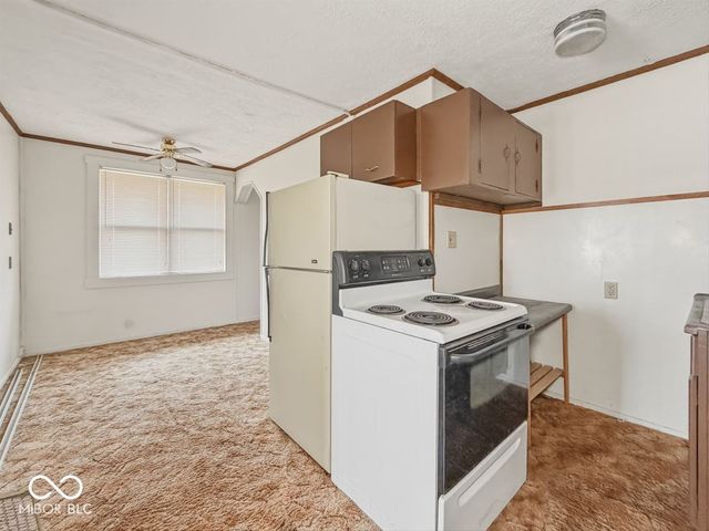 718 E Walnut Street, Lebanon, IN 46052