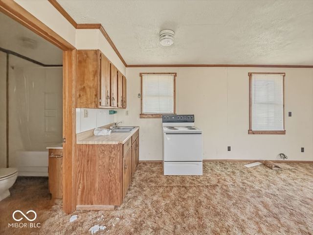 718 E Walnut Street, Lebanon, IN 46052