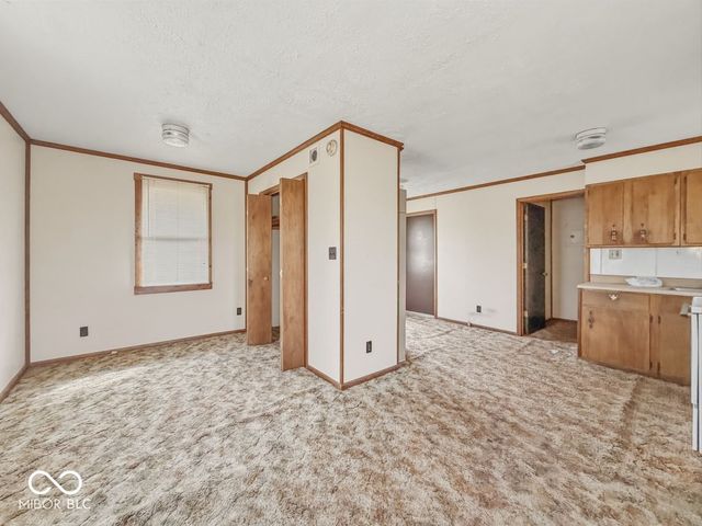 718 E Walnut Street, Lebanon, IN 46052