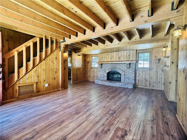 349 Golf Course Road, Lake Arrowhead, CA 92352