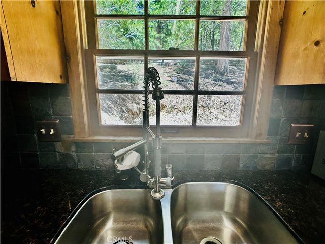 349 Golf Course Road, Lake Arrowhead, CA 92352