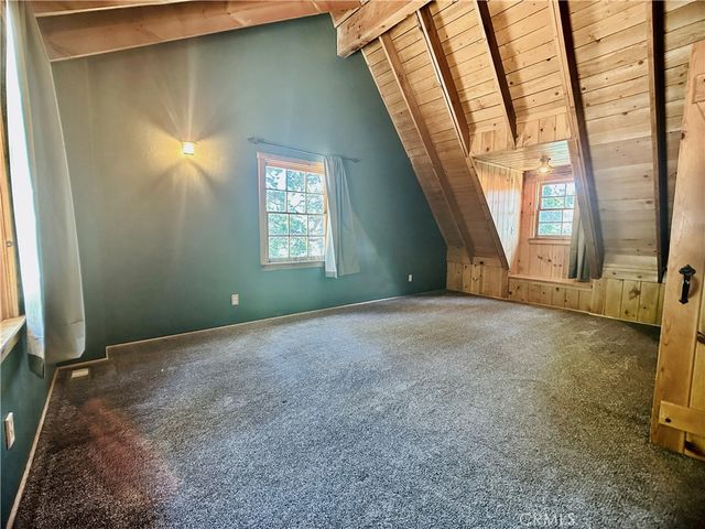 349 Golf Course Road, Lake Arrowhead, CA 92352