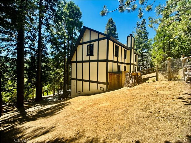 349 Golf Course Road, Lake Arrowhead, CA 92352
