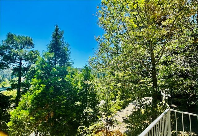 349 Golf Course Road, Lake Arrowhead, CA 92352