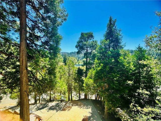 349 Golf Course Road, Lake Arrowhead, CA 92352