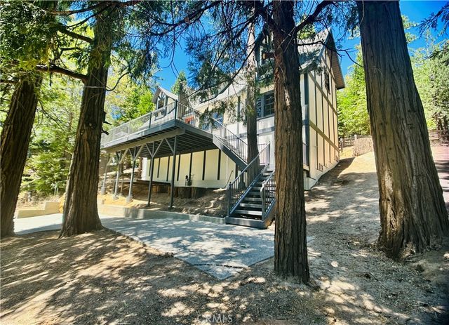 349 Golf Course Road, Lake Arrowhead, CA 92352
