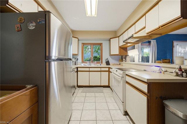 9552 Mason Creek RD, Norfolk, VA 23503