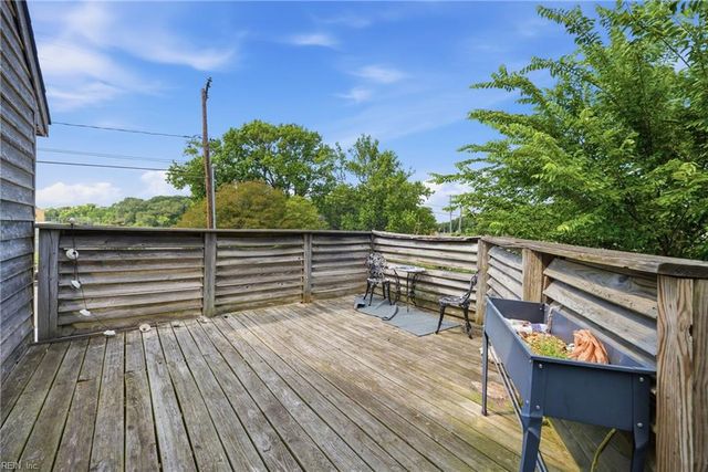 9552 Mason Creek RD, Norfolk, VA 23503
