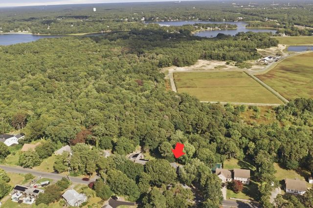 52 Cranberry Lane, Yarmouth, MA 02664
