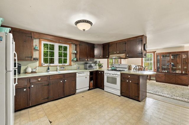52 Cranberry Lane, Yarmouth, MA 02664