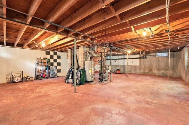 52 Cranberry Lane, Yarmouth, MA 02664