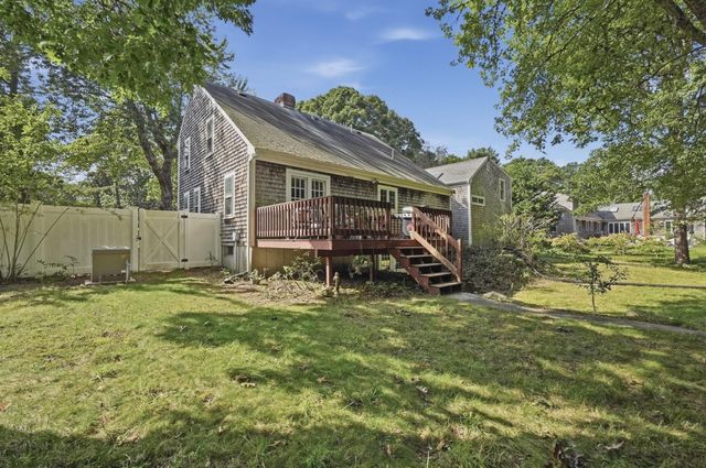 52 Cranberry Lane, Yarmouth, MA 02664