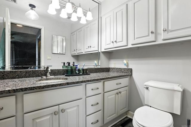 1 Treetops Ln Apt 803, Little Rock, AR 72202