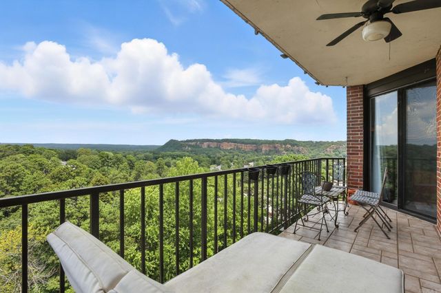1 Treetops Ln Apt 803, Little Rock, AR 72202