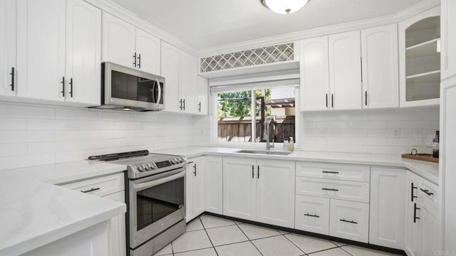 230 Rancho Drive C, Chula Vista, CA 91911