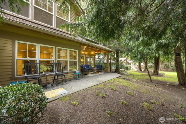 9042 Gleneagle Drive, Blaine, WA 98230