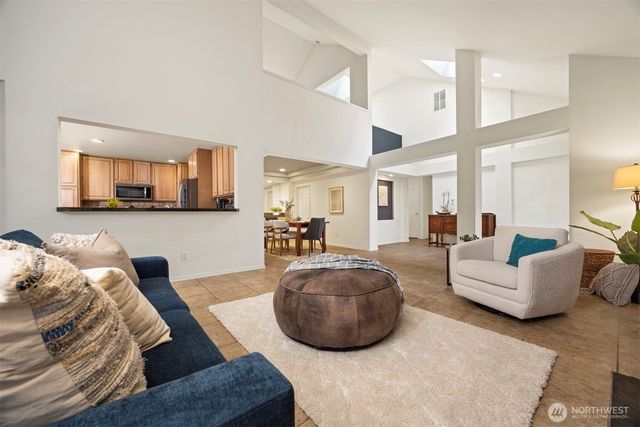 9042 Gleneagle Drive, Blaine, WA 98230