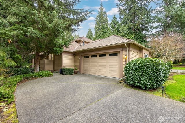 9042 Gleneagle Drive, Blaine, WA 98230