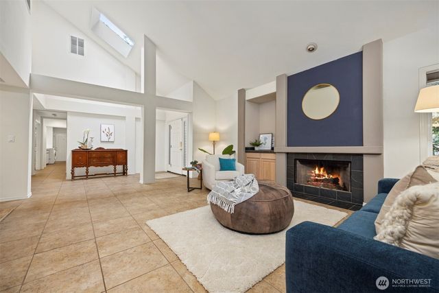 9042 Gleneagle Drive, Blaine, WA 98230