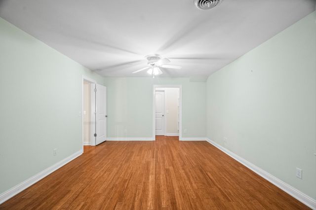 612 Fairway Trl, Springfield, TN 37172