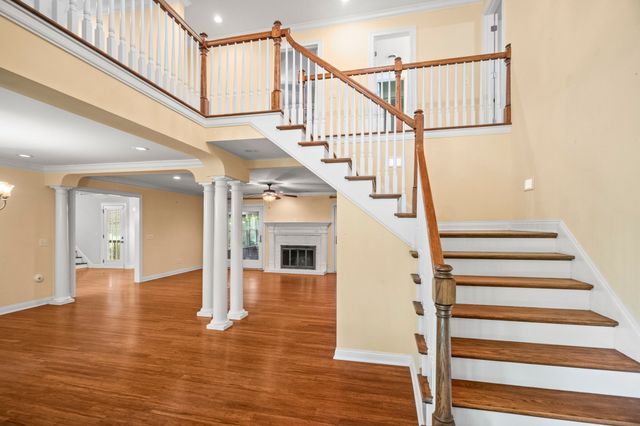 612 Fairway Trl, Springfield, TN 37172