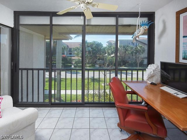 415 10th AVE S 7, Naples, FL 34102