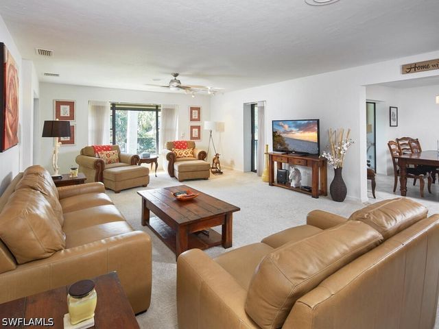415 10th AVE S 7, Naples, FL 34102