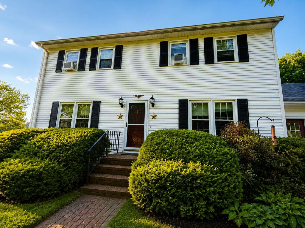 9 Fairway Drive, Auburn, ME 04210 — photo 3