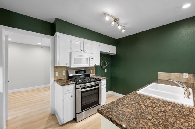 902 Emerald Wood DR, Austin, TX 78745