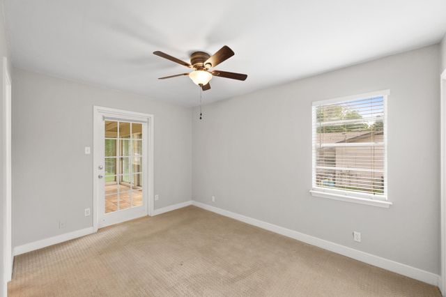 902 Emerald Wood DR, Austin, TX 78745