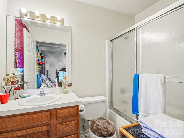 201 Bishop Lane, Concord, NC 28025