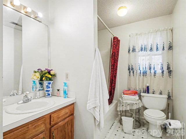 201 Bishop Lane, Concord, NC 28025
