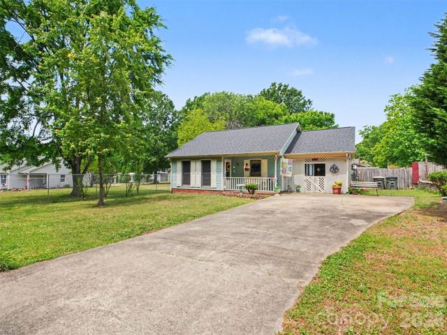 201 Bishop Lane, Concord, NC 28025