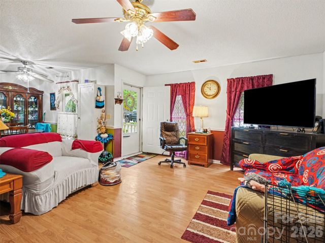 201 Bishop Lane, Concord, NC 28025